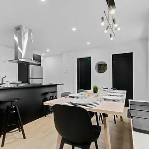 https://les-appartements-du-300.hotelsquebeccity.net
